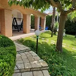 Zeus Tatil Evi