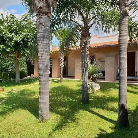Zeus Tatil Evi *